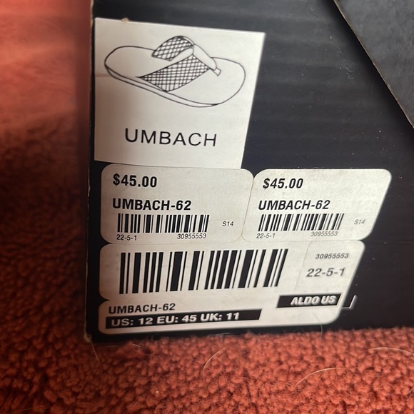 Men’s Aldo flip flops never worn . - Picture 4 of 4